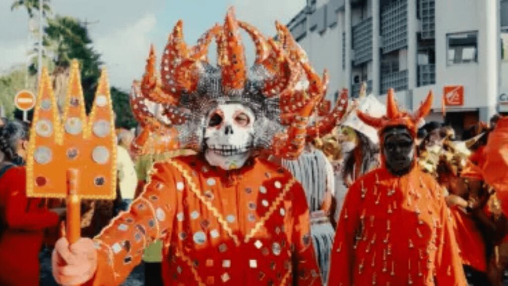 Carnaval de Martinique avec défilé coloré et ambiance festive, symbole d’énergie et de vitalité à retrouver après les excès avec LaserAddict